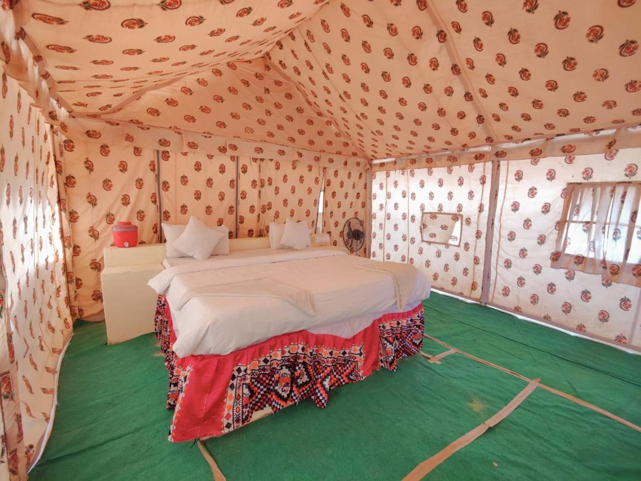 Om Luxury Resort Jaisalmer Habitación foto