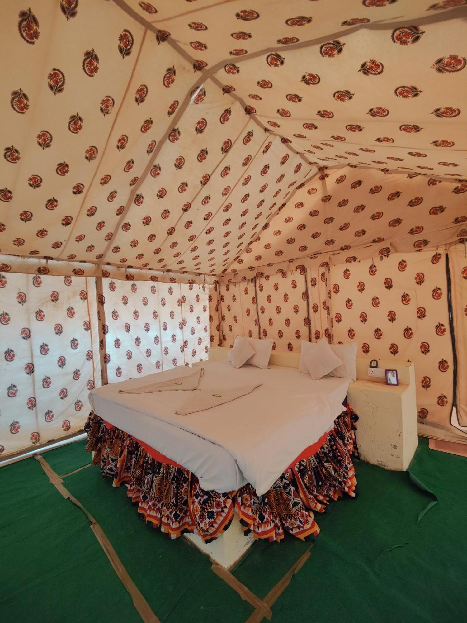 Om Luxury Resort Jaisalmer Habitación foto